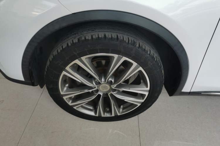 Used BYD Tang 2019 2.0T Automatic SmartConnect Prestige 7-Seater China VI Standard Left Front Wheel Hub