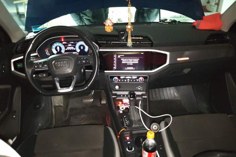 Used Audi Q3 2019 40 TFSI Fashion Dynamic Model
