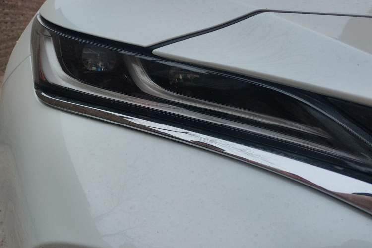 Used Toyota Harrier 2023 2.0L CVT Two-Wheel Drive Deluxe Edition