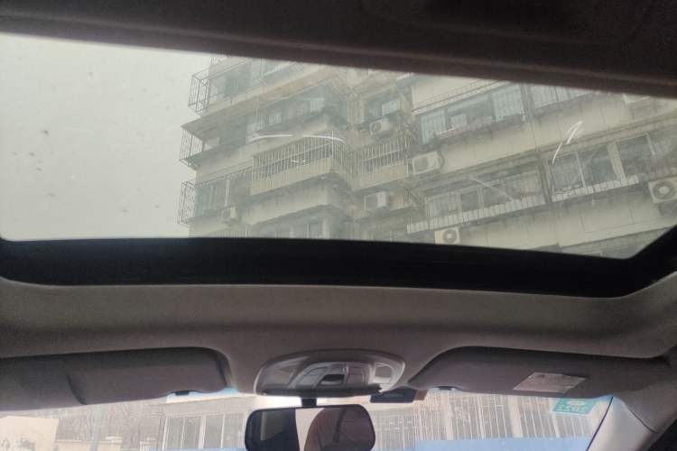 Used Baojun 730 2017 1.5T DCT Fashion Edition 7-Seater China V Emission Standard
