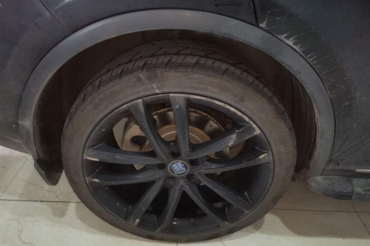 Used BYD Tang New Energy 2021 DM 2.0T Four-Wheel Drive High-Performance Flagship Model Exterior 5