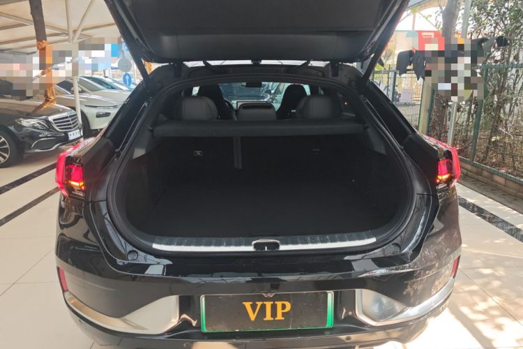 Used Zeekr 001 2023 WE Edition 100 kWh
