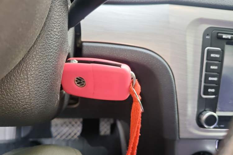 Used Volkswagen Lavida 2013 Restyled Classic 1.6L Automatic Comfort Edition Vehicle Key