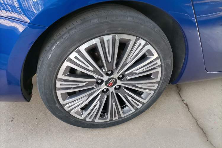 Used Hongqi H5 2022 Classic Model 1.8T Automatic Smart Connect Flagship Edition