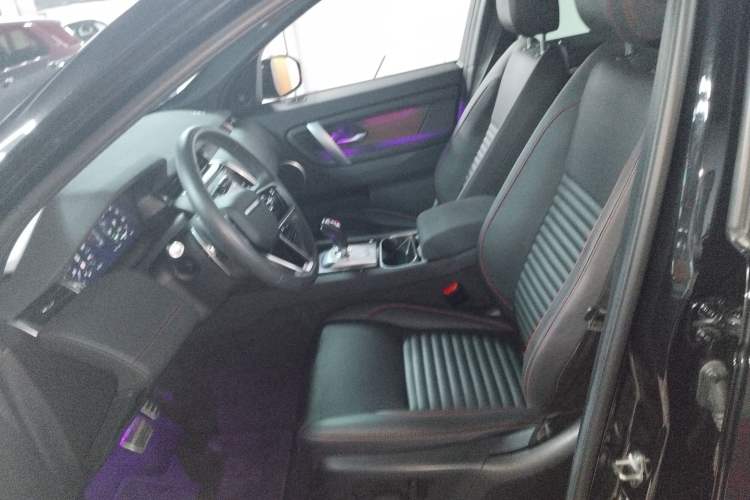 Used Land Rover Discovery Sport New Energy 2022 Facelifted P300e Plug-in Hybrid Electric Version
