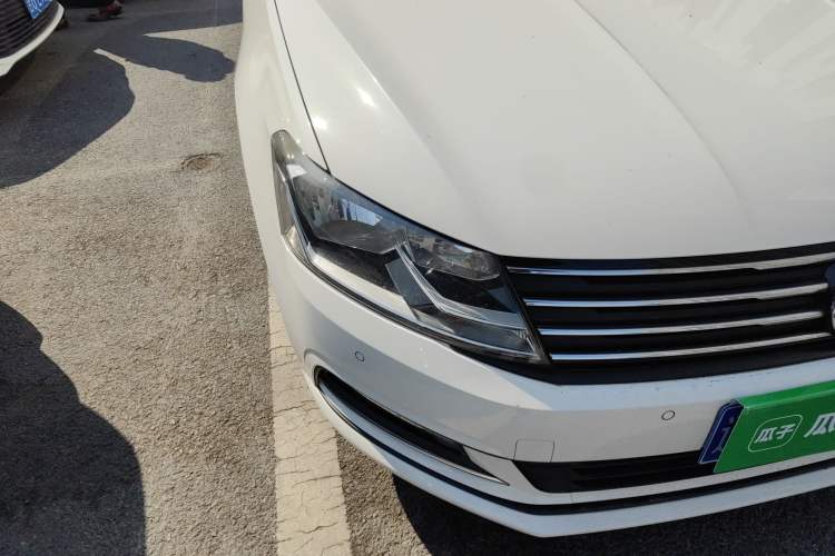 Used Volkswagen Gran Lavida 2015 230TSI DSG Comfort Edition
