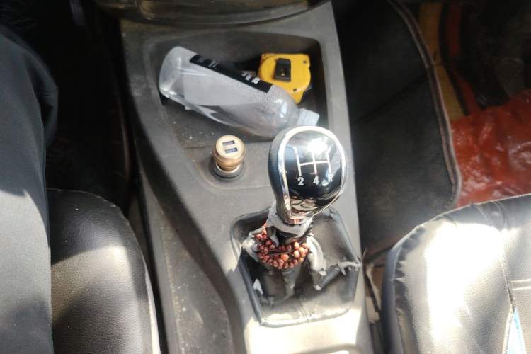 Used Wuling Hongguang 2015 1.5L S Basic Version China V Standard