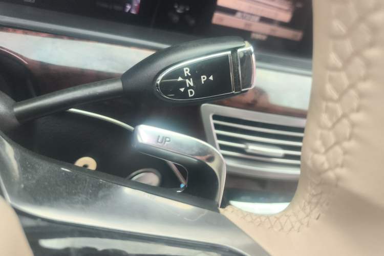 Used Mercedes-Benz S-Class 2011 S 350 L CGI Gear Lever