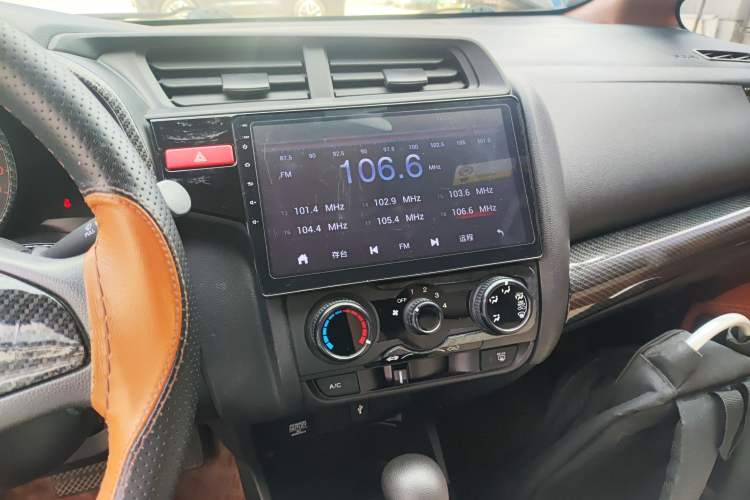 Used Honda Fit 2016 1.5L LX CVT Comfort Model Audio And AC Panel