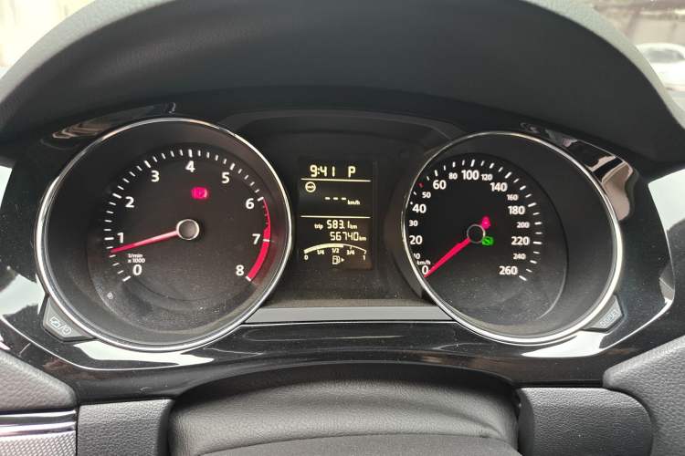 Used Volkswagen Sagitar 2018 1.6L Automatic Comfort Model Instrument Cluster