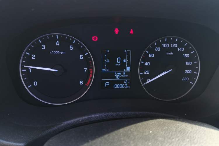 Used Hyundai ix25 2015 2.0L Automatic Two-Wheel Drive Intelligent GLS