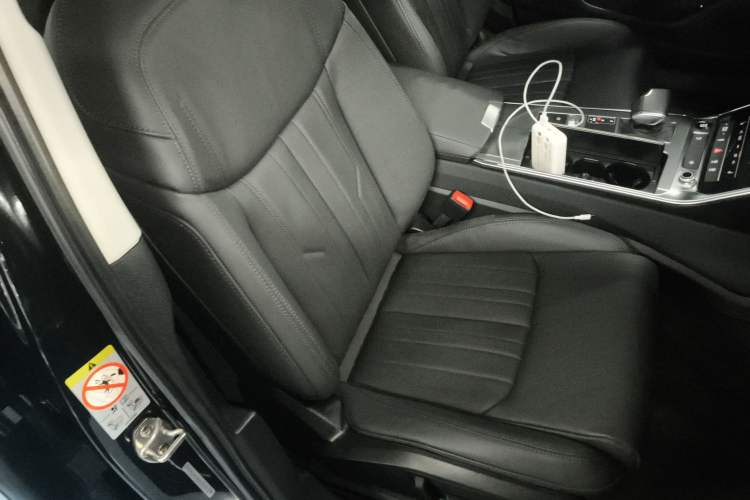 Used Audi A6L 2021 45 TFSI quattro Prestige Elegant Edition Right Front Seat