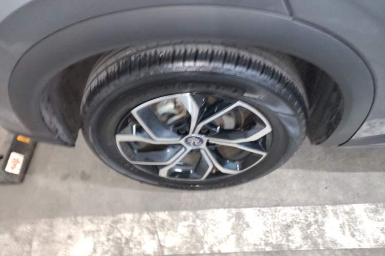 Used BYD Yuan PLUS 2022 430 km Luxury Version Right Rear Wheel Hub