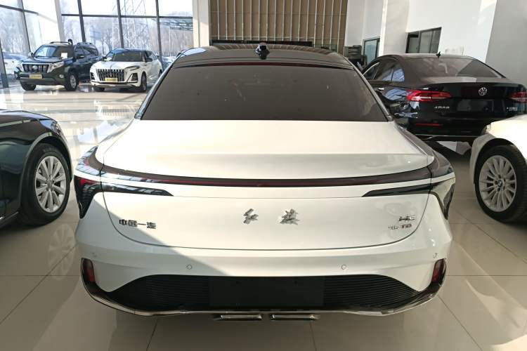 Used Hongqi H6 2024 2.0T ZhiZhen Edition