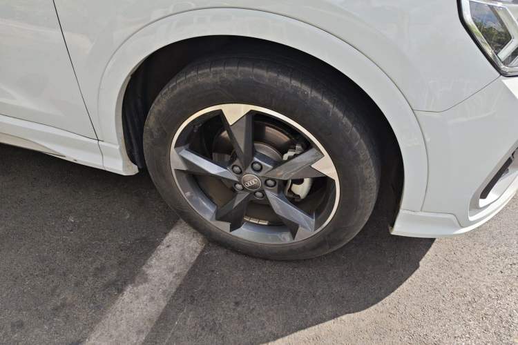 Used Audi Q3 2019 35 TFSI Fashion Dynamic Model