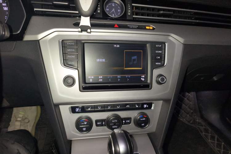 Used Volkswagen Variant 2017 380TSI Two-Wheel Drive Comfort Edition