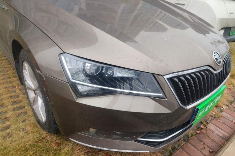 Used Skoda Superb 2016 TSI330 DSG Innovation Edition