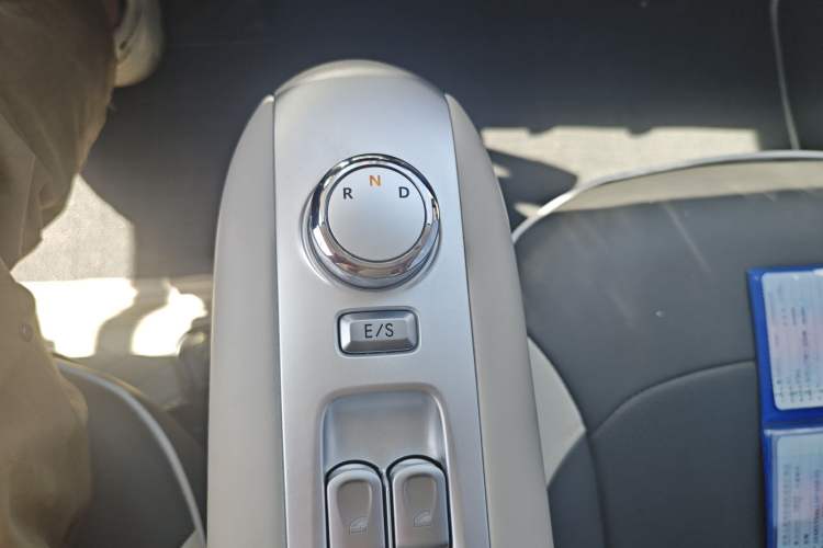 Used CHANGAN NEVO Lumin 2025 205 km Xiangqin Version Gear Lever