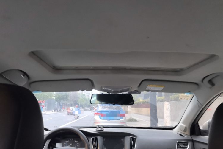 Used Roewe 360 2015 1.5L Manual Luxury Edition
