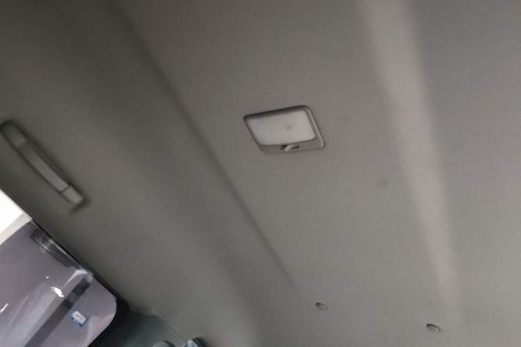 Used FORTHING Lingzhi 2012 Commercial Version 1.6L Base Model