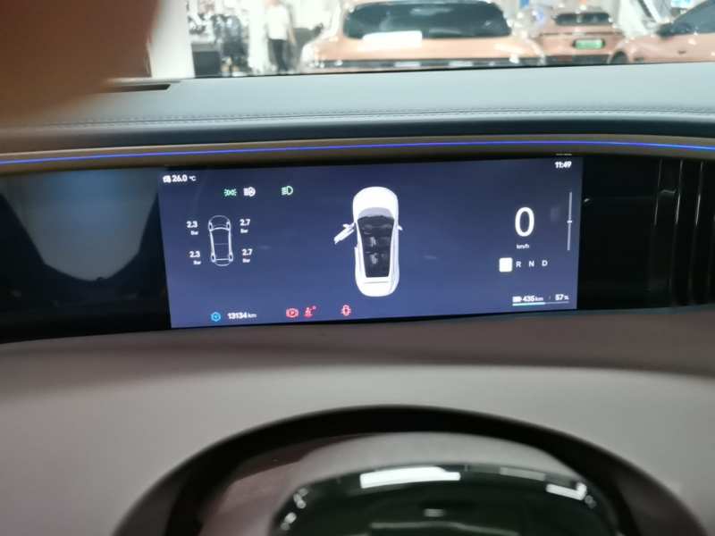 Used Avatr 11 2025 Max All-Electric Four-Wheel Drive — 11