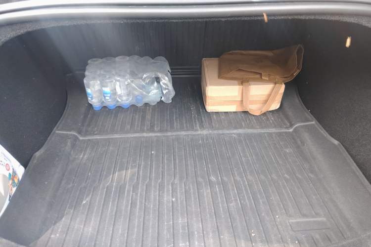 Used Tesla Model 3 2023 Long-Range All-Wheel-Drive Version
