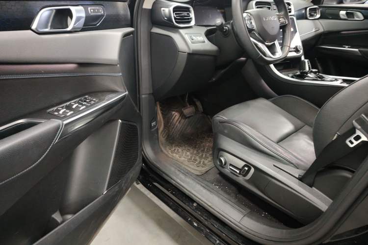 Used Lynk & Co 01 EM-P 2019 1.5T PHEV JingPro National VI Interior 3