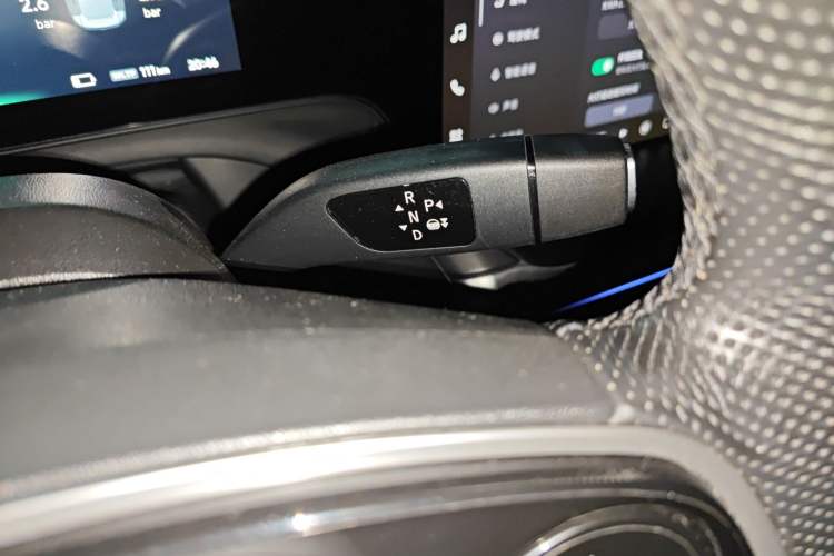 Used XPeng P7 2022 586G Gear Lever