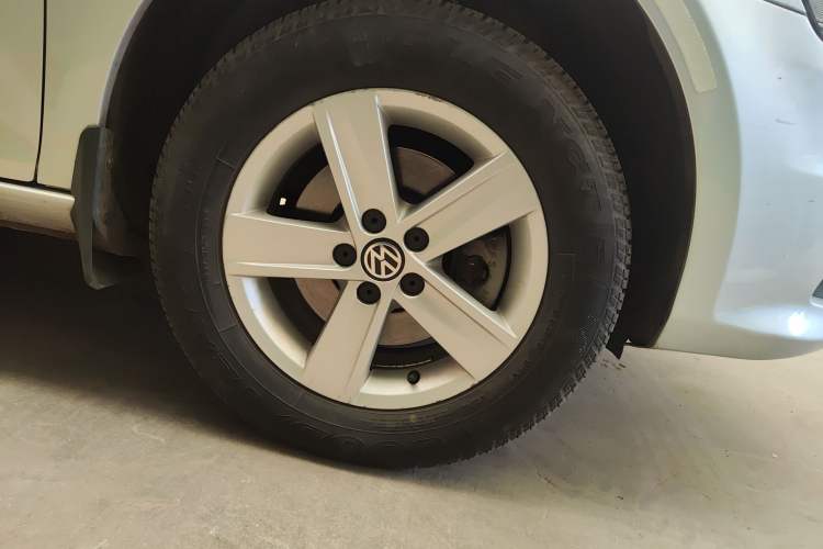 Used Volkswagen Bora 2013 1.6L Manual Fashion Edition
