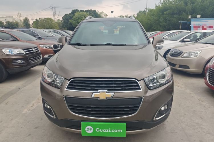 Used Chevrolet Captiva 2015 2.4L 4x4 Flagship Edition 7-Seater