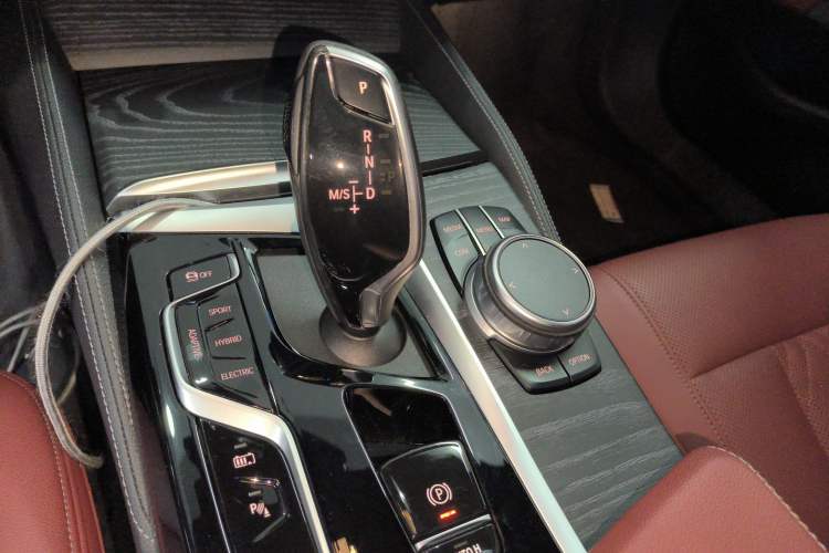 Used BMW 5 Series New Energy 2021 Restyled 535Le M Sport Package Gear Lever