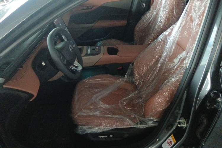 Used Changan Eado PHEV 2025 Smart New Blue Whale 145KM Battleship Edition
