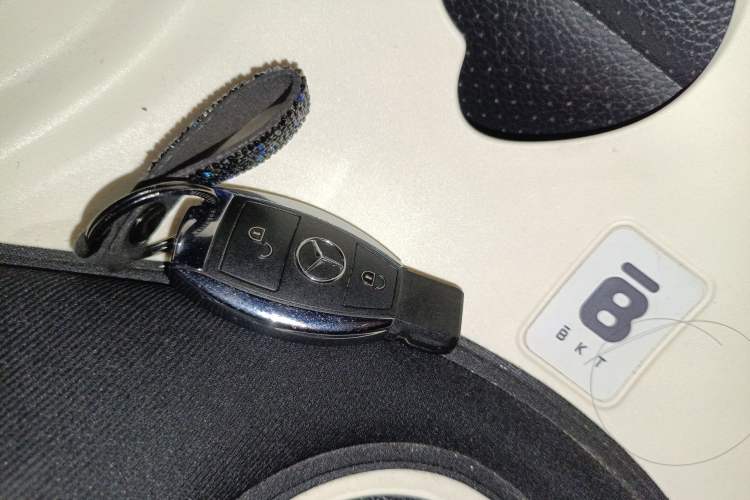 Used Mercedes-Benz GLC 2019 GLC 200 4MATIC Vehicle Key