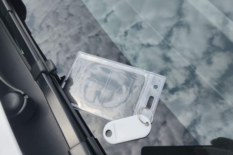 Used Tesla Model Y 2025 Rear-Wheel-Drive Version
