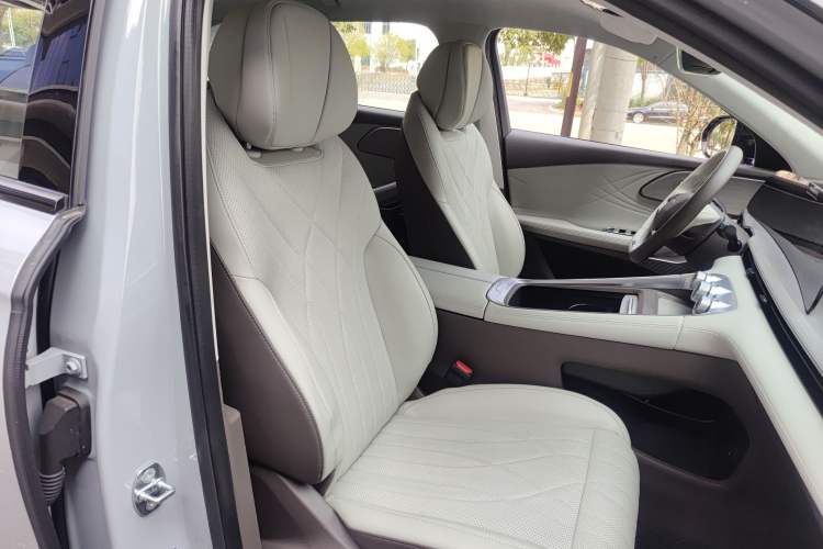 Used EXEED Stellar C-DM 2024 1.5T Long-Range Pro Right Front Seat