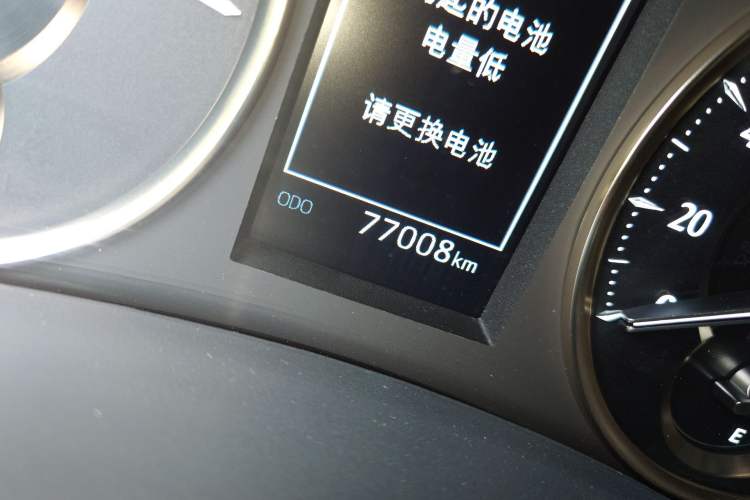 Used Toyota Vellfire 2020 Dual-Engine 2.5L HV Luxury Edition Odometer Close Up