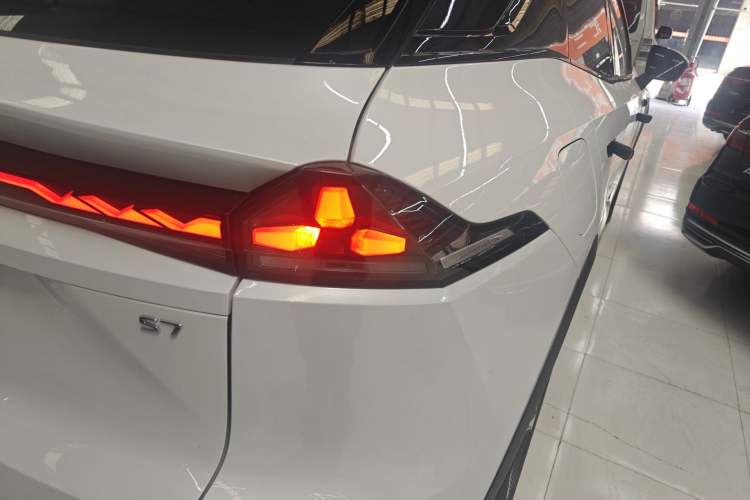 Used Deepal S07 2023 200Max Range-Extended Version
