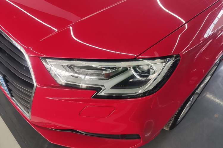 Used Audi A3 2018 30th Anniversary Edition Sportback 35 TFSI Ambition Model
