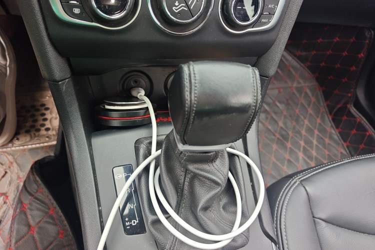 Used Citroen C4L 2016 1.2T Automatic Elite Model Gear Lever