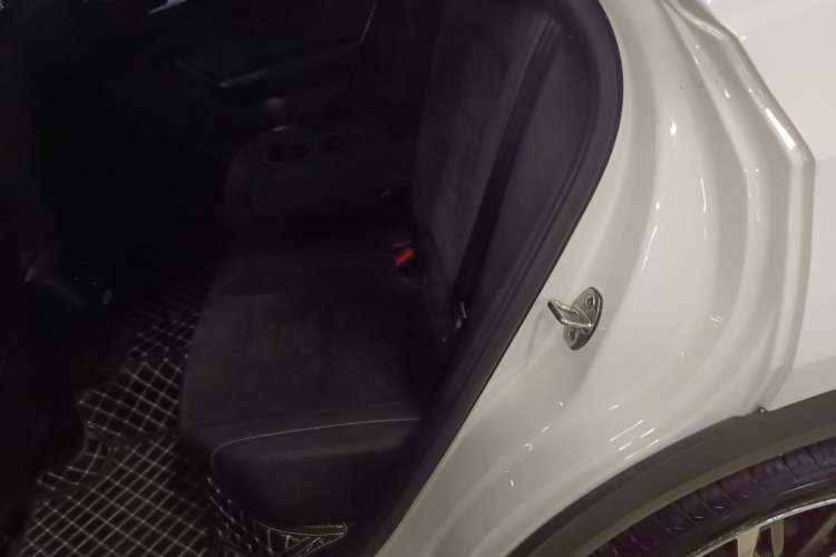 Used Volkswagen T-ROC 2019 280TSI DSG Four-Wheel Drive Luxury Version China V Standard