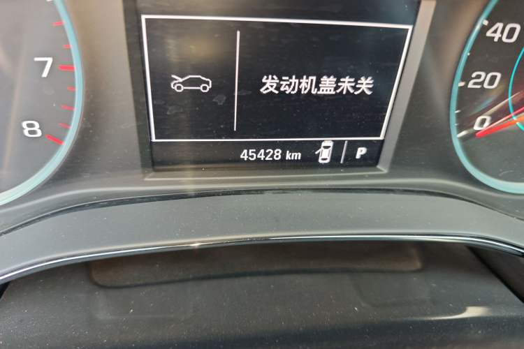 Used Chevrolet Cruze 2018 320 Automatic Pioneer Sunroof Edition Odometer Close Up