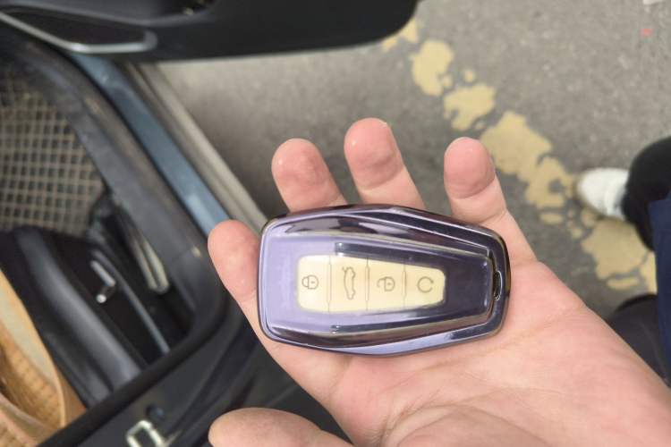 Used Geely Auto Haoyue 2020 1.8TD DCT Flagship 7-Seater