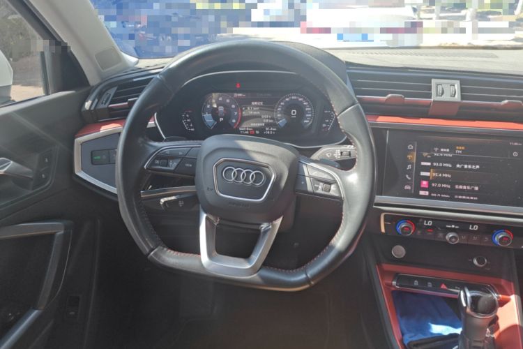 Used Audi Q3 2020 35 TFSI Fashion Dynamic Model