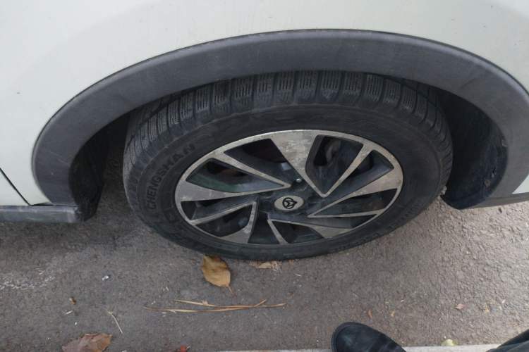 Used CHANGAN OSHAN A800 2017 1.6L Manual Comfort Model
