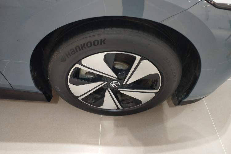 Used Volkswagen ID.7 VIZZION 2024 AIR model
