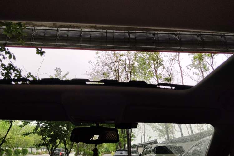 Used Volkswagen Santana 2013 1.4L Manual Comfort Edition
