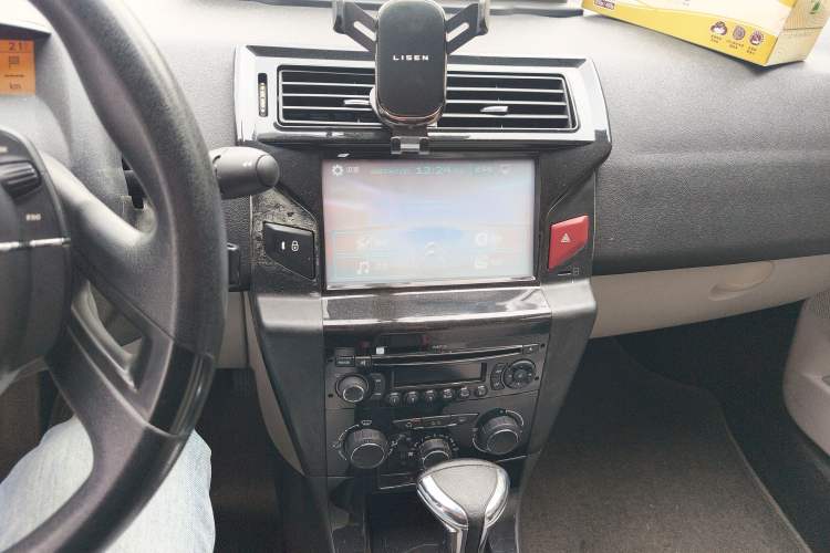 Used Citroen C-Quatre 2014 VTS Version 1.6L Automatic Prestige Model Audio And AC Panel