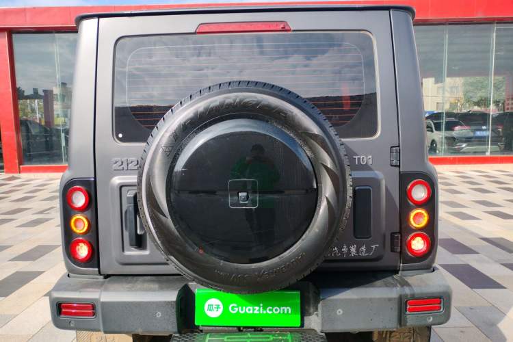 Used 212 T01 2024 2.0T Mechanic
