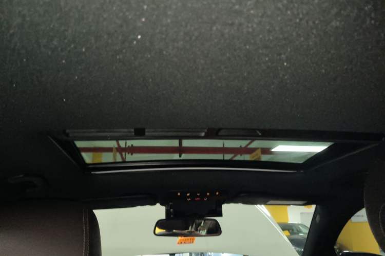 Used Mercedes-Benz GLC Coupe 2017 GLC 200 4MATIC Coupe SUV
