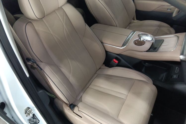 Used XPeng X9 2025 740 Ultra-Long Range Max Right Front Seat